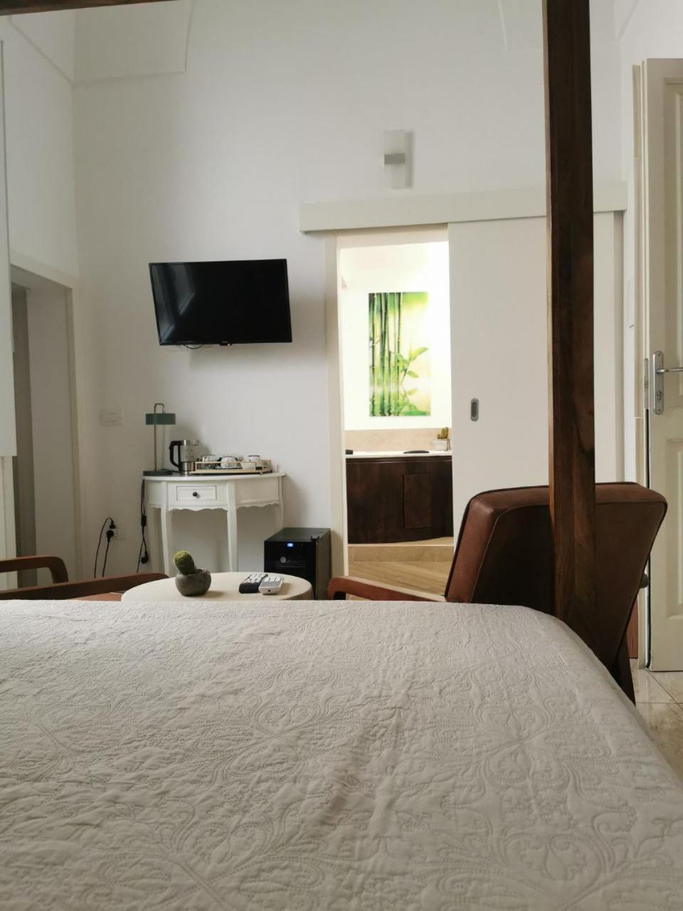 Dimora San Biagio Suites&Apartment Лечче Экстерьер фото