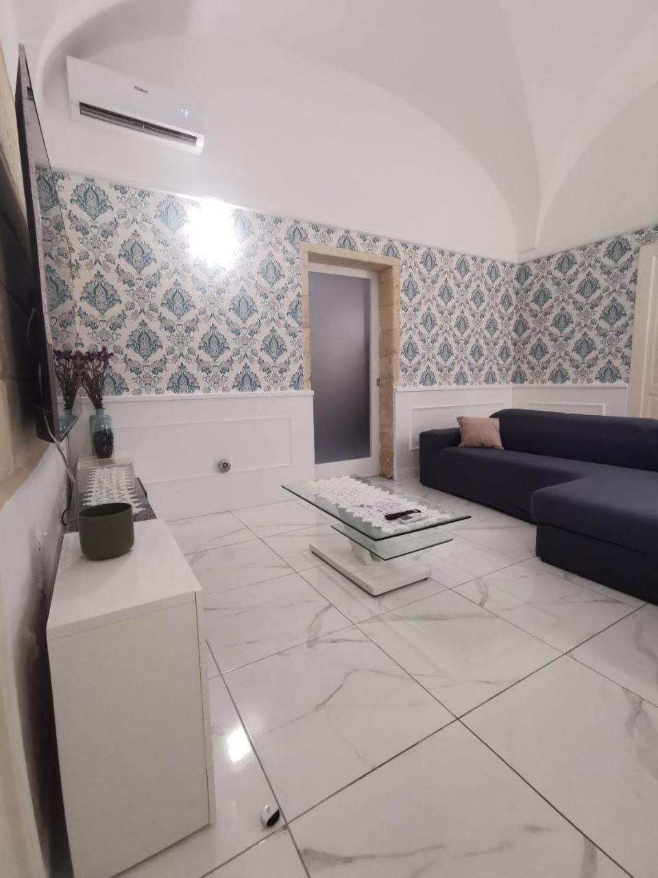 Dimora San Biagio Suites&Apartment Лечче Экстерьер фото