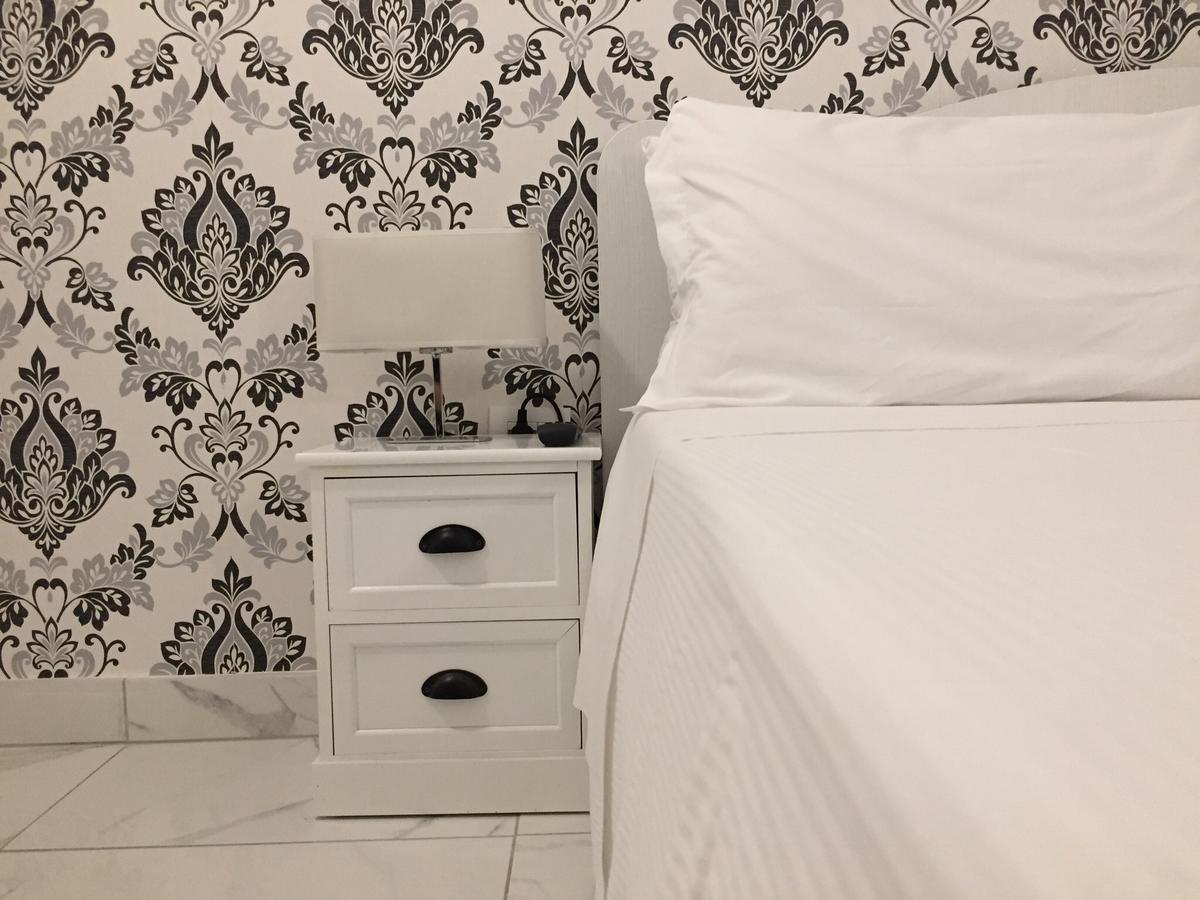 Dimora San Biagio Suites&Apartment Лечче Экстерьер фото