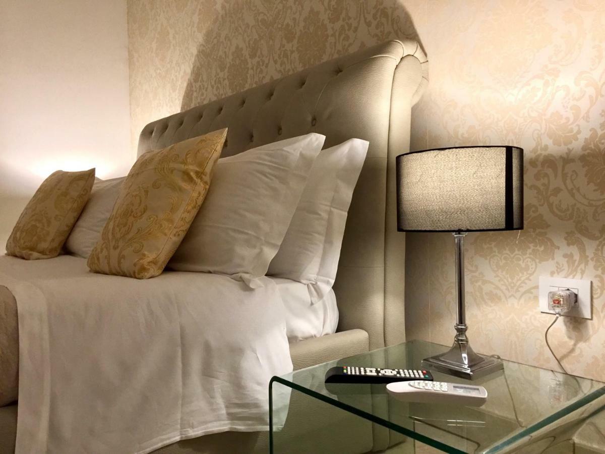 Dimora San Biagio Suites&Apartment Лечче Экстерьер фото
